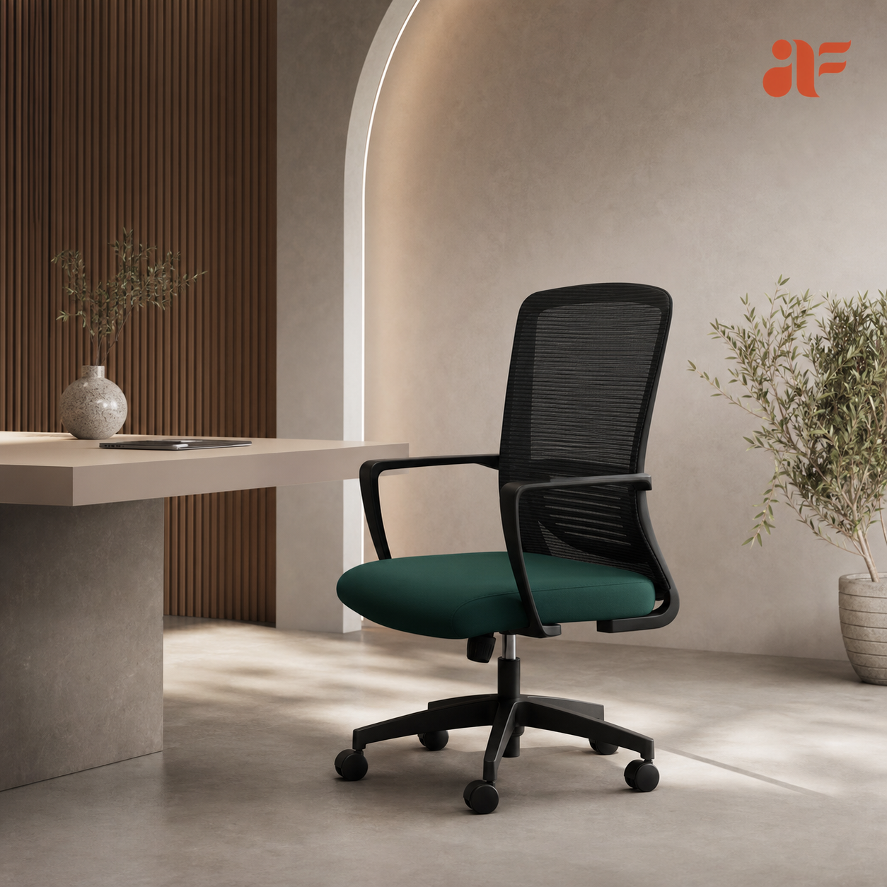 Urban Leaf Executive Chair
